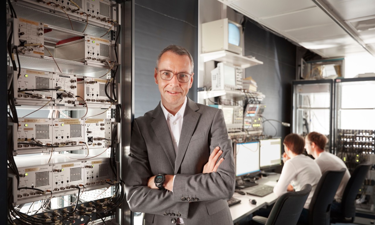 Prof. Immanuel Bloch in his laboratory